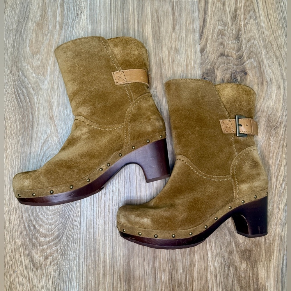 UGG Amoret Chestnut Shearling Clog Booties Size 7 LNC - Picture 6 of 8